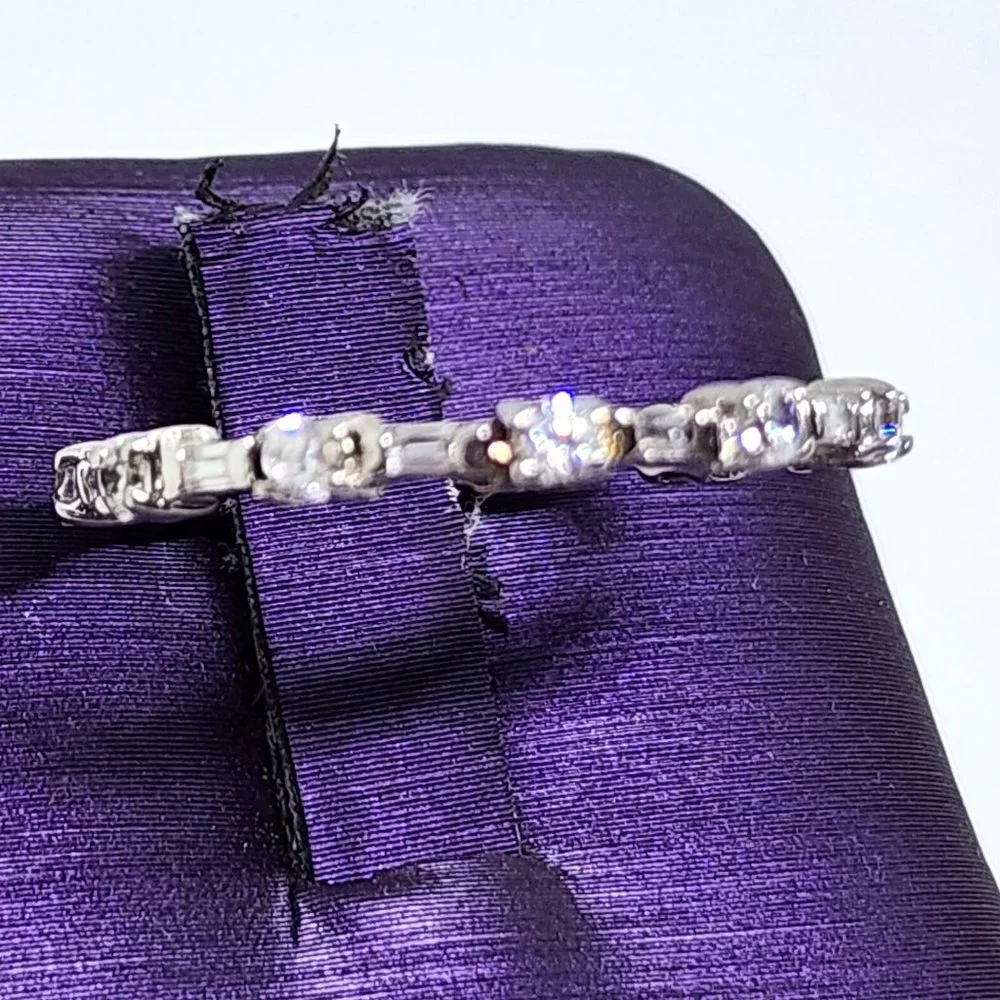 Round and Baguette Prong Set Stones Narrow Band Sterling Silver Ring SZ 7